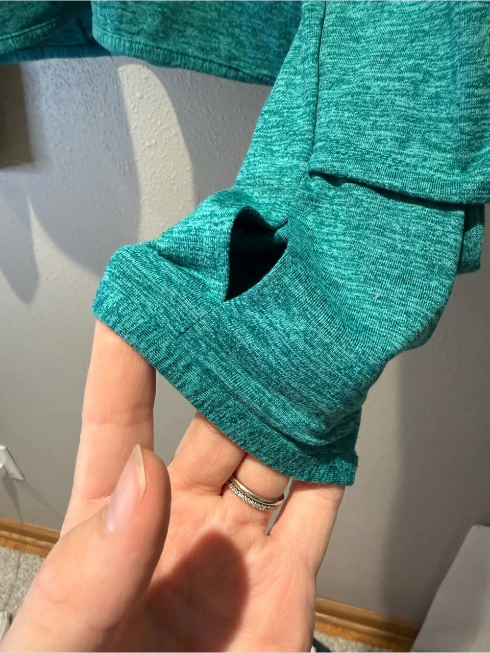 Nike Running Long Sleeve Thumbhole Athletic Top Teal Heather Size Medium
